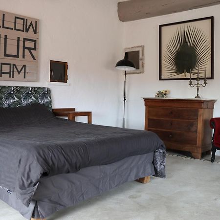 Grand Loft De Charme, Place Du Village A Thuir Buitenkant foto